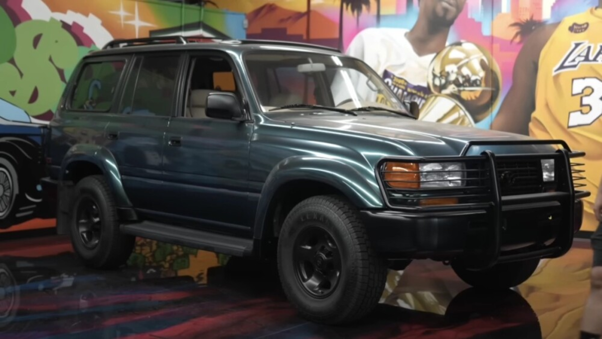 Shaq O’Neal restaura carro de Kobe Bryant para homenageá-lo em seu aniversário