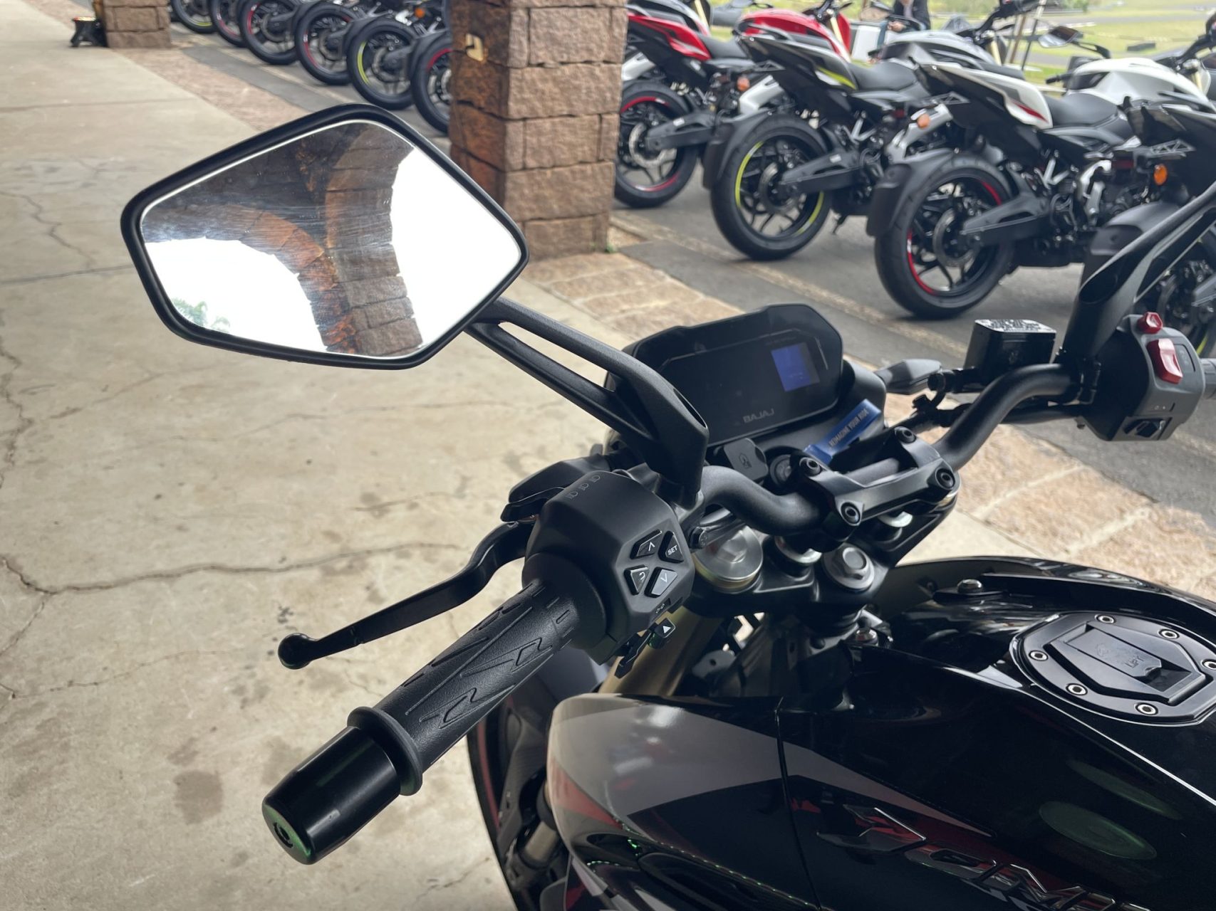 Bajaj Dominar NS 400z (8)