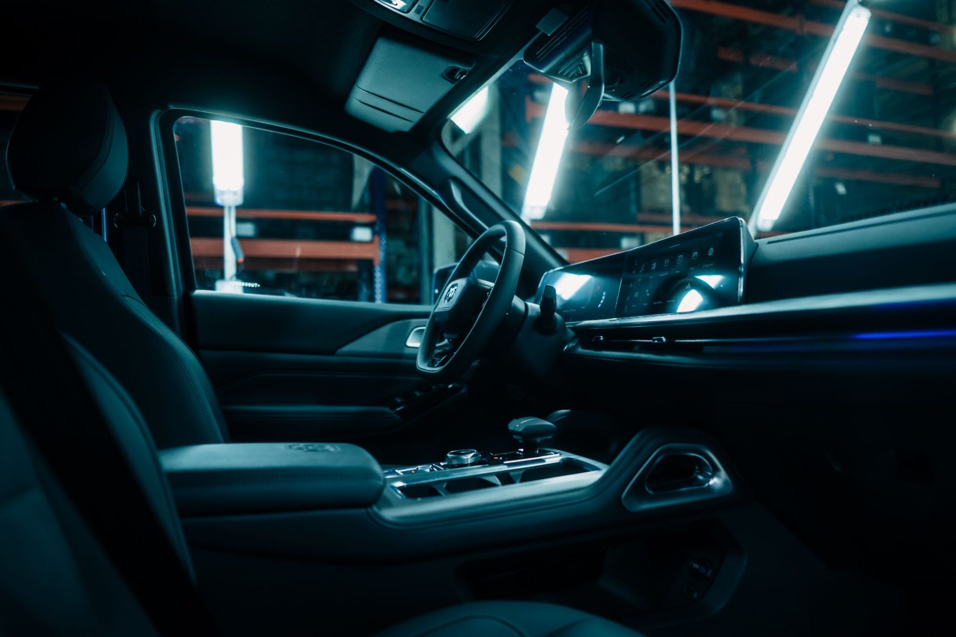 Ram Dakota interior visto de lado