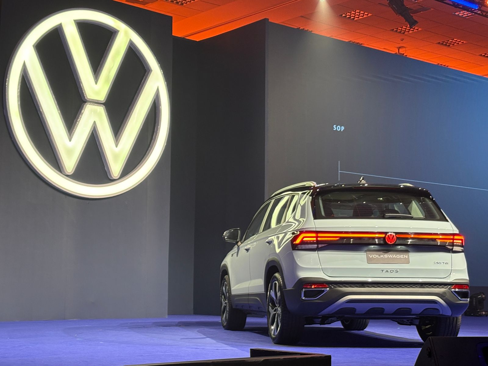 VOLKSWAGEN TAOS 2026 BRANCO APRESENTAÇÃO (1)