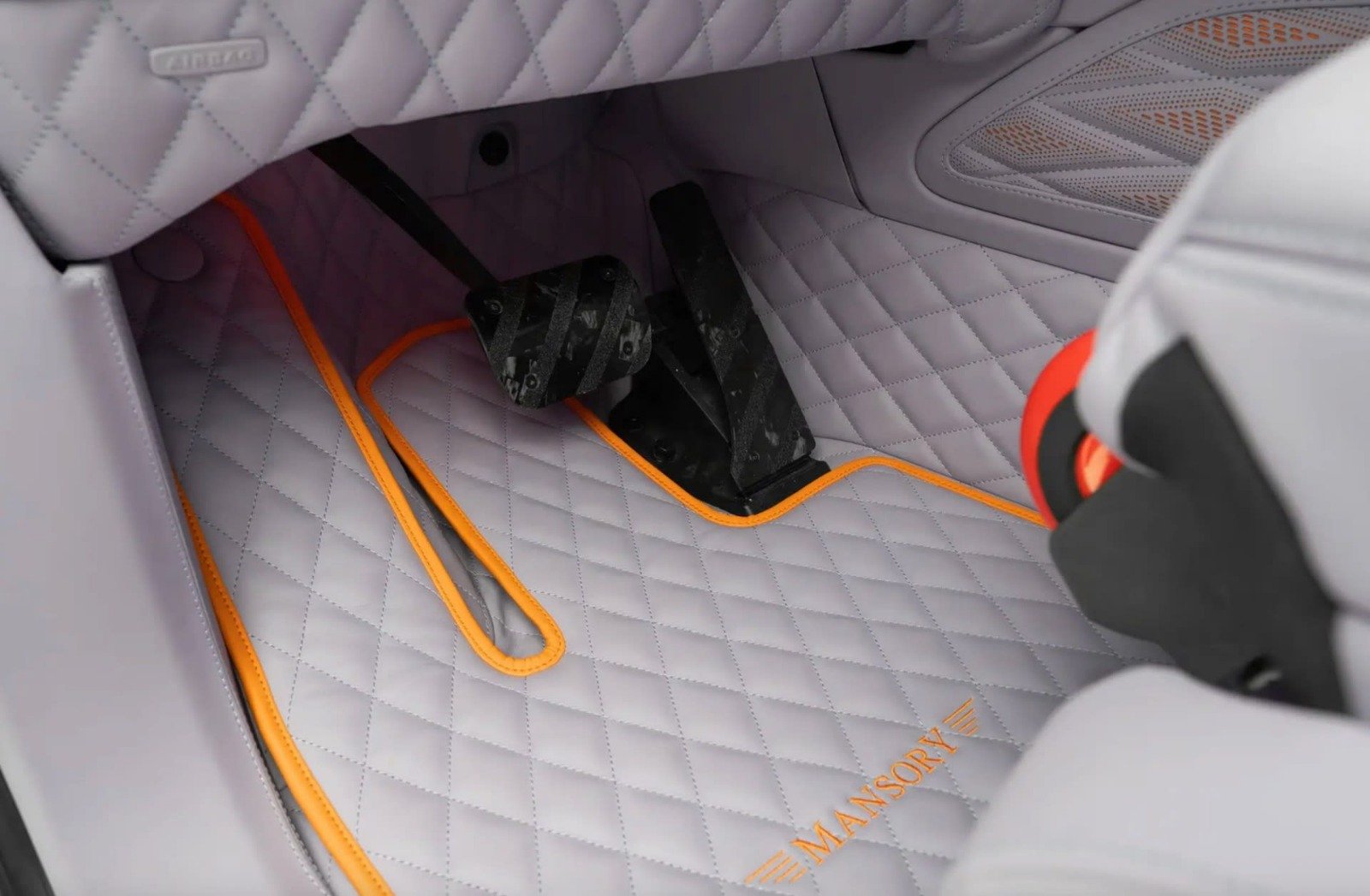 Mansory G-Class recebe portas suicidas e 808 cv (6)