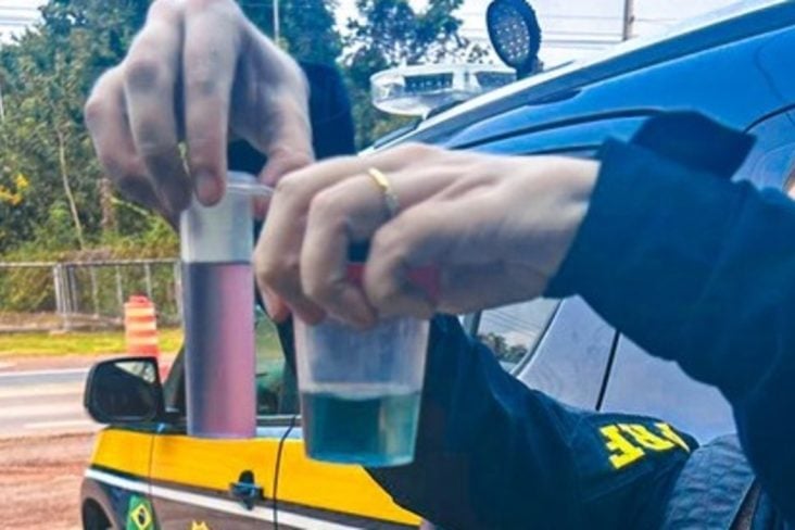 PRF flagra ARLA 32 adulterado em veículos na BR 174 e 319 (2) (1)