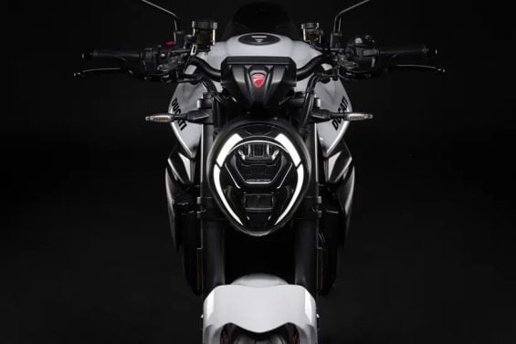 Ducati Monster 2026 6