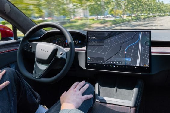 tesla model s plaid1