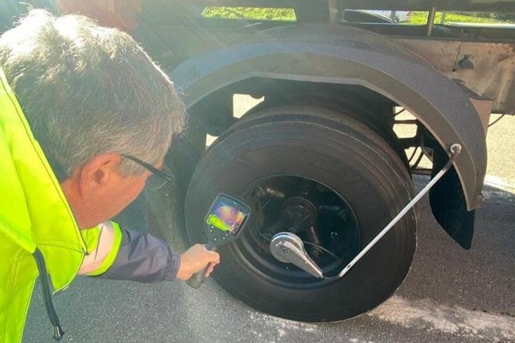Câmera térmica superaquecimento caminhões
