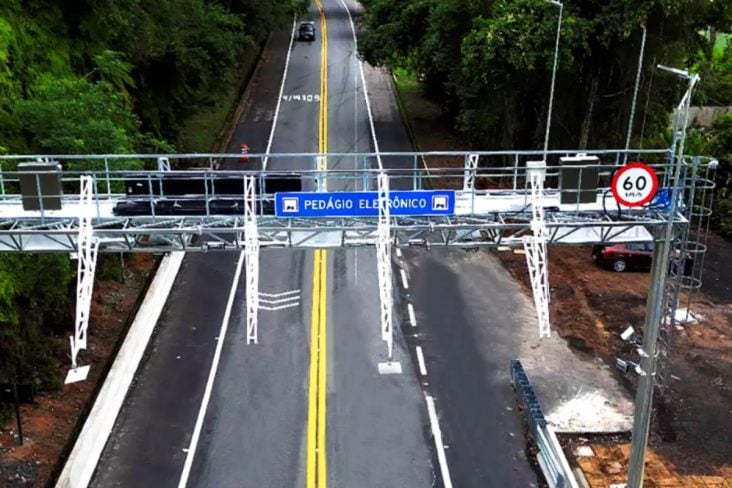 Pedágio Free Flow da Via Dutra (BR-116) Foto: CCR Rio-SP