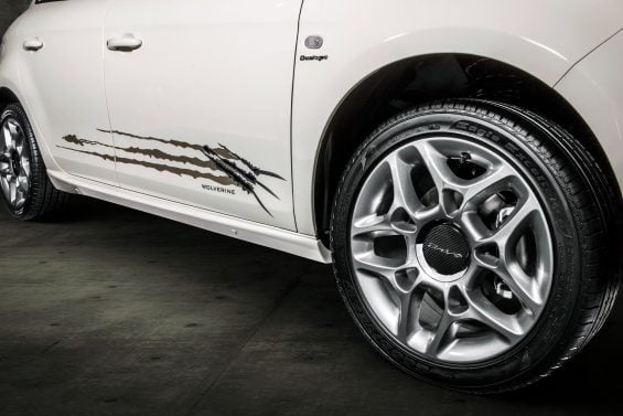 fiat bravo wolverine branco faixa lateral