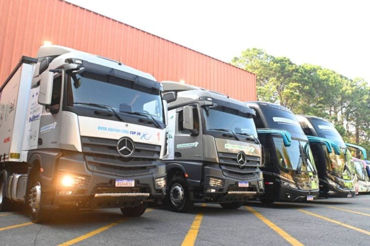 Caminhões e Onibus são parte do novo projeto sustentavel da mercedes