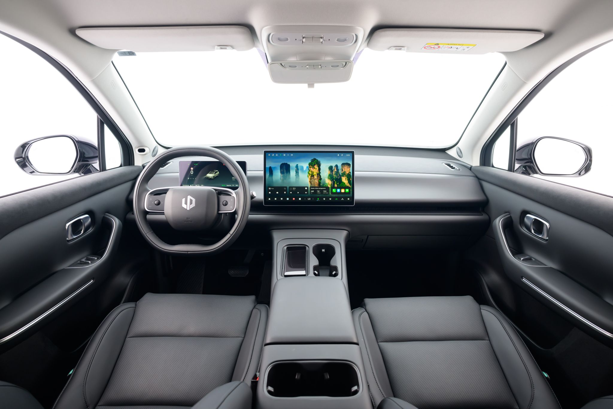 Leapmotor C10 Ultra Híbrido REEV 2026 interior painel Leapmotor C10 Ultra Híbrido REEV 2026 interior painel