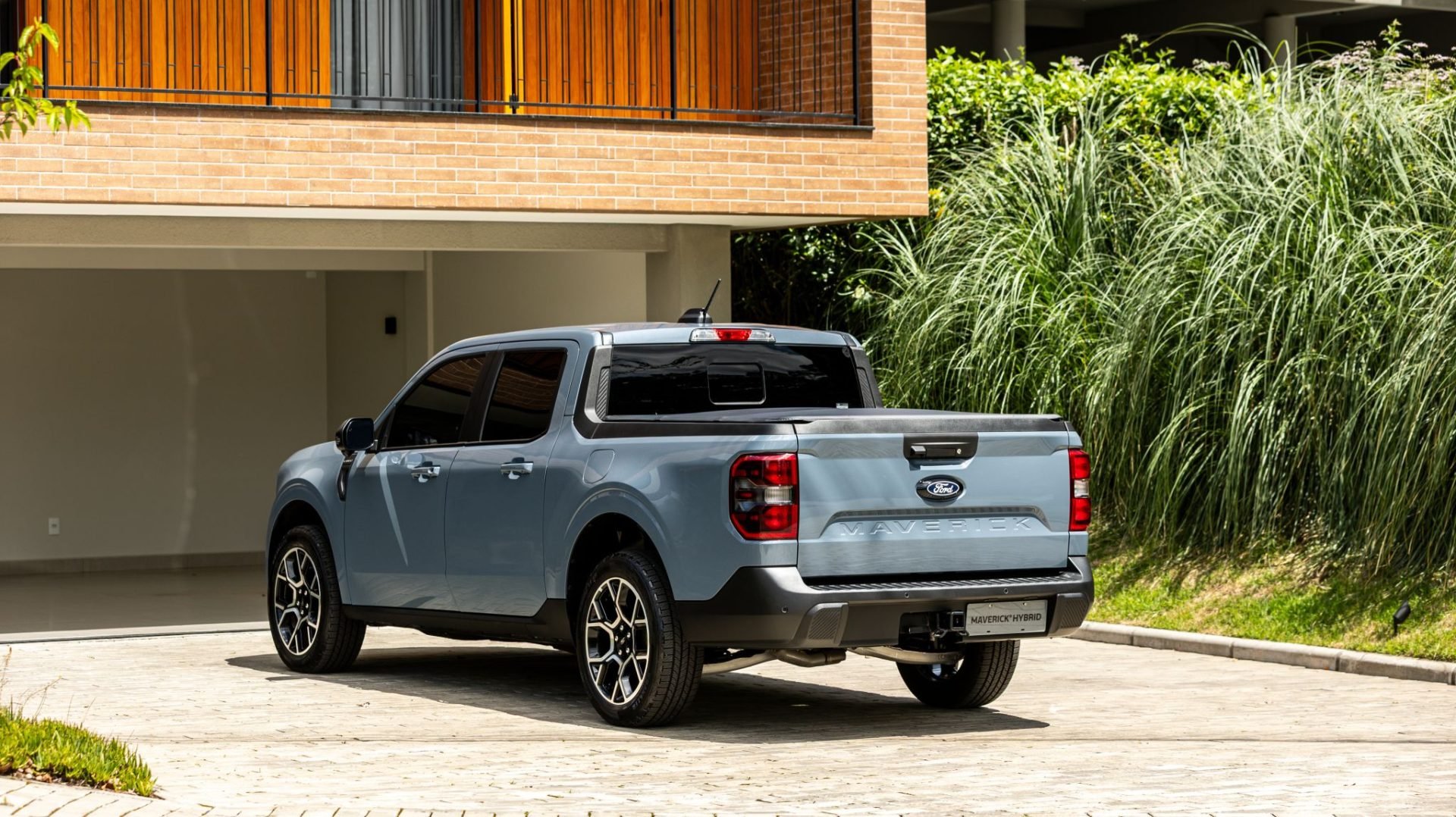 Maverick Hybrid 2025 Exterior (13)