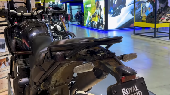 Royal Enfield Big Himalayan (6)