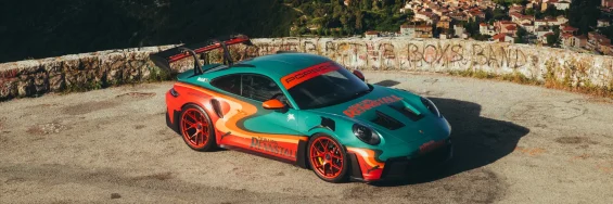 Dua lipa rennstall porsche