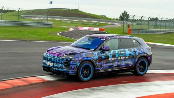 porsche cayenne electric 2026 2