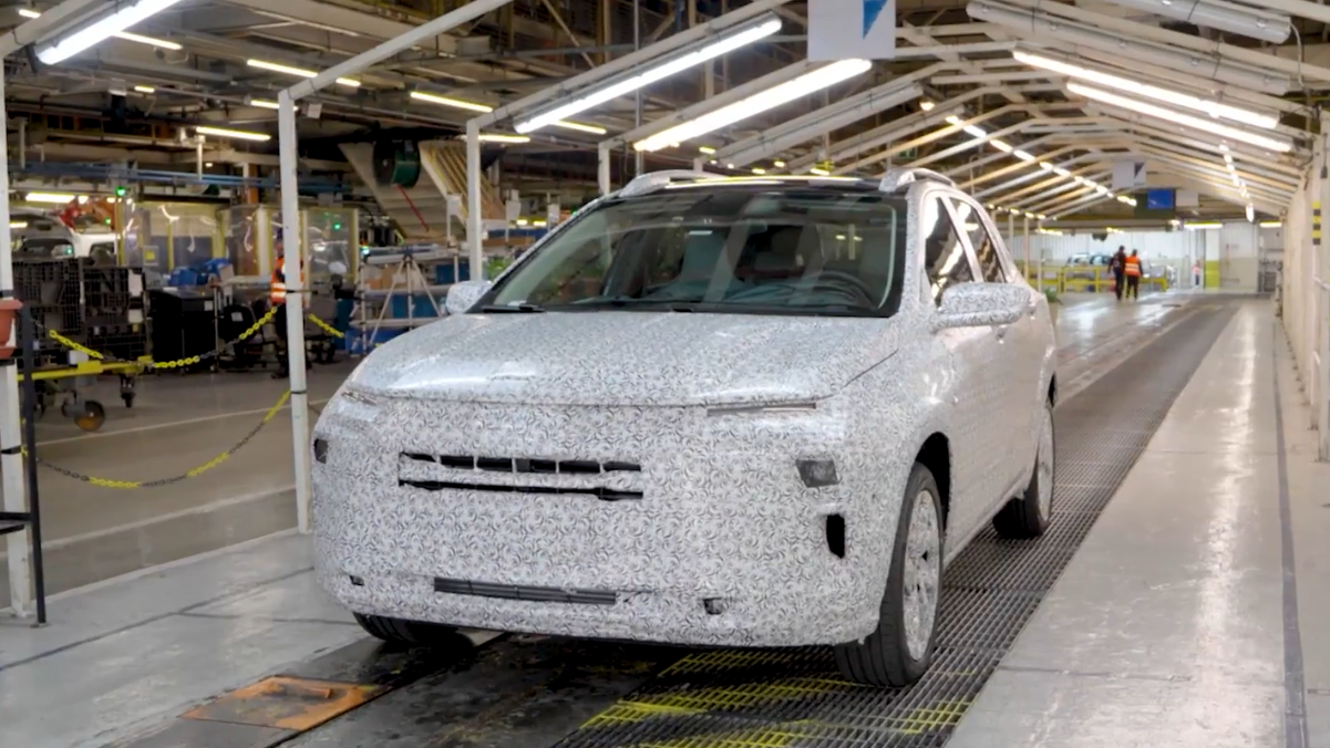 Chevrolet Sonic está de volta! Modelo agora será um SUV do Onix