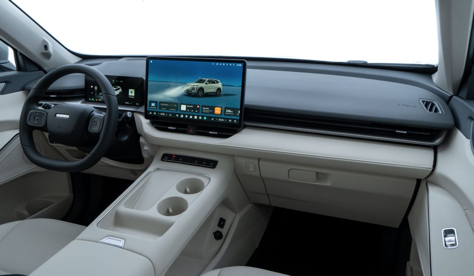 GWM Haval H6 PHEV 35 interior painel (2)