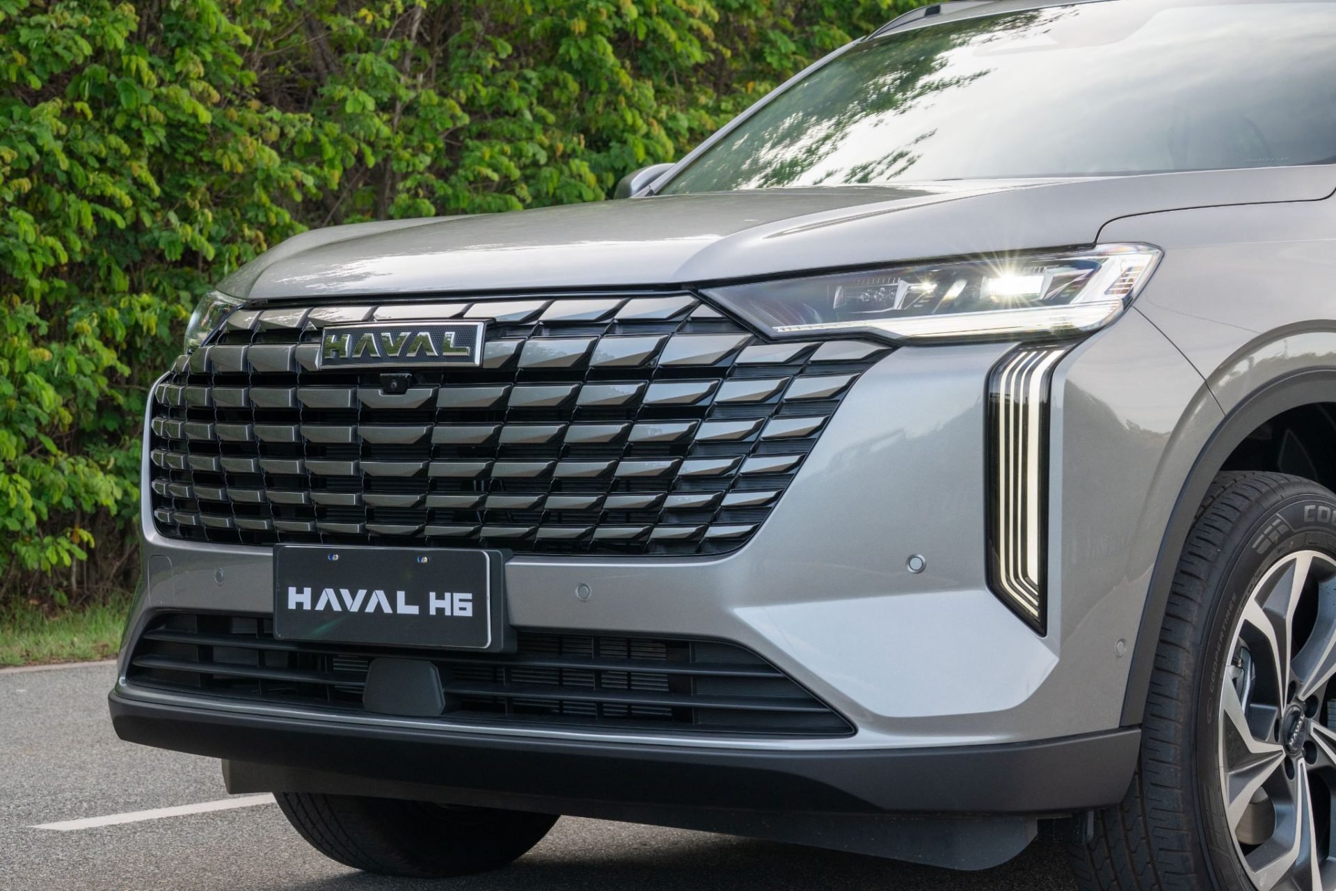 GWM Haval H6 PHEV 35 2026 Cinza Diamante dianteira grade