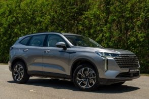 GWM Haval H6 PHEV 35 2026 Cinza Diamante frente parado (2)