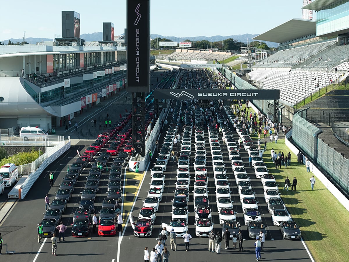 Desfile de Honda S660 bate recorde mundial do Guinness