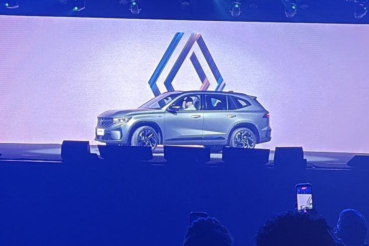 Renault Koles Hybrid E Tech salão do automóvel