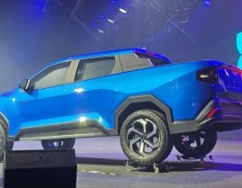 Salão do Automóvel Lecar campo traseira