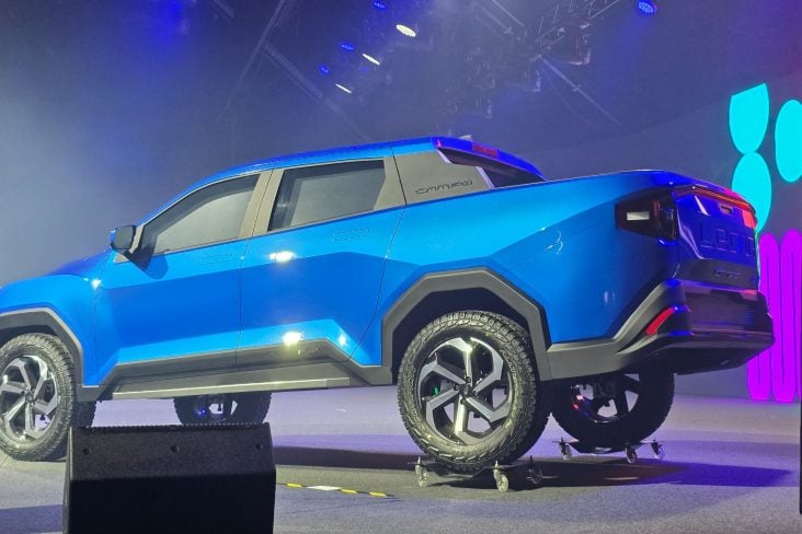 Salão do Automóvel Lecar campo traseira