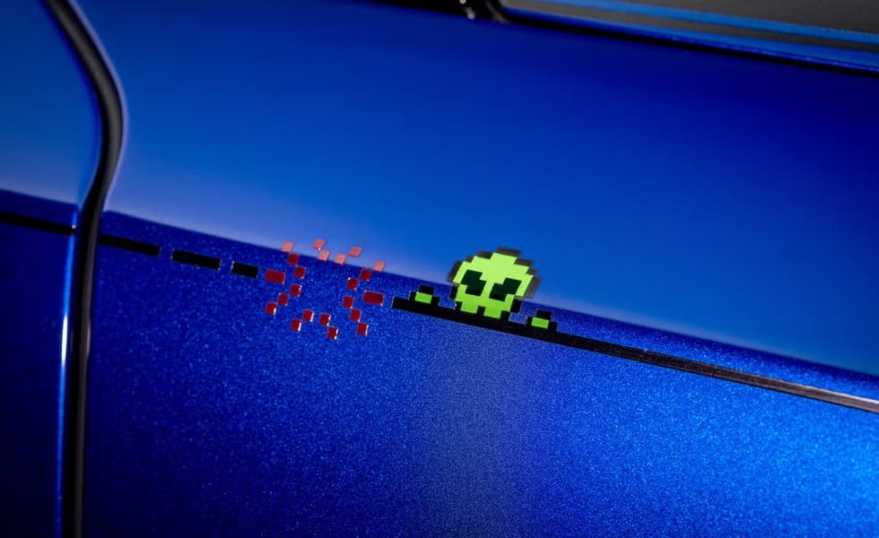 p90625362 highres black badge ghost ga 691e37b1b8b10