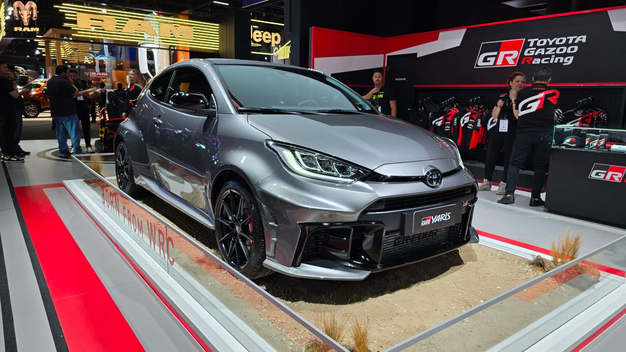 Salão do Automóvel 2025 toyota gr yaris