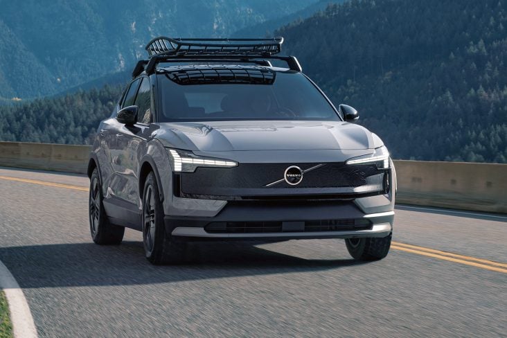 EX30 Cross Country 4