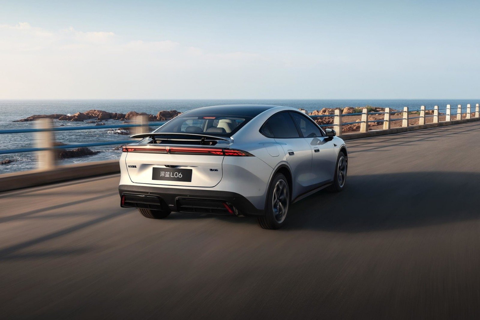 2025 11 deepal l06 3