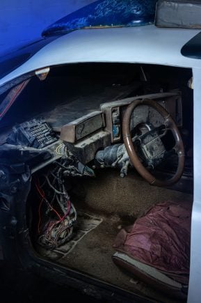 Carro de Policia de de volta pro futuro vai a leilão 4