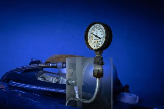 Carro de Policia de de volta pro futuro vai a leilão 7