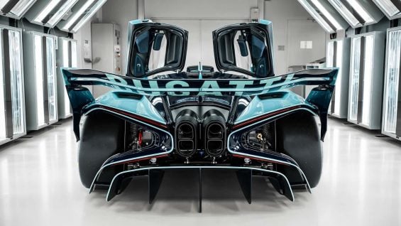 Bugatti Bolide Encerra Produção Do W-16 De Pista 3
