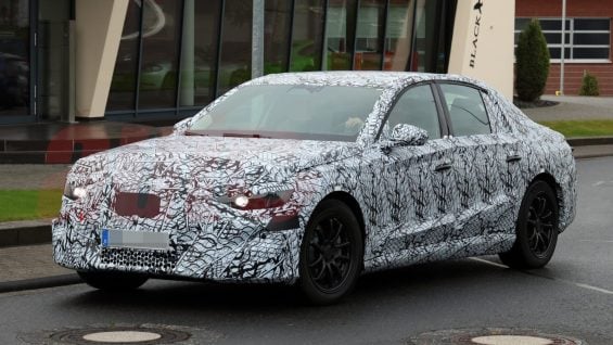 2027 mercedes benz eqe spy shot 3