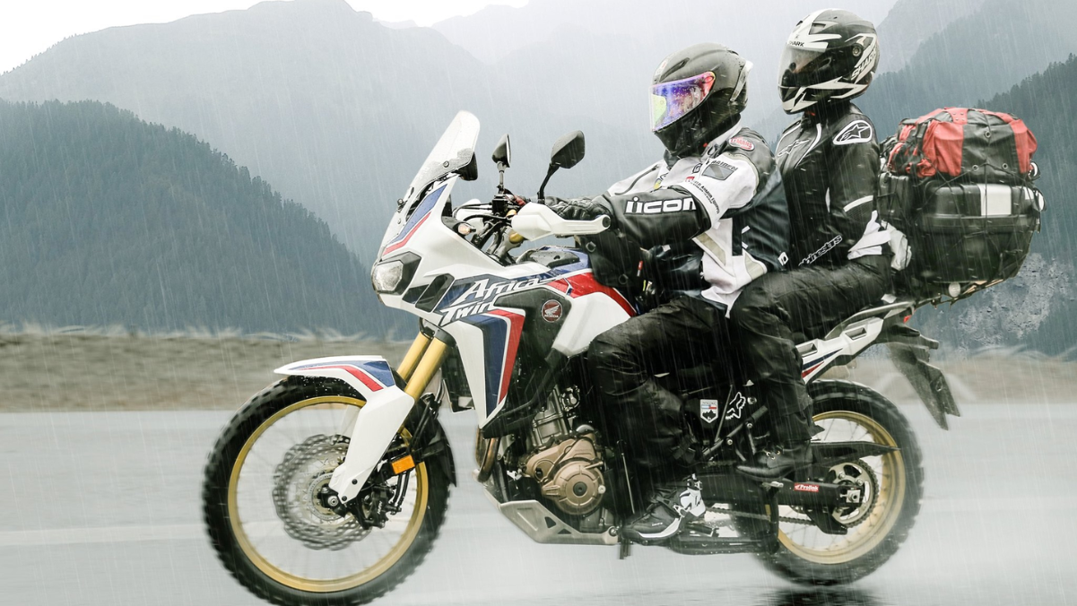 Viagem de moto: não existe revisão de férias, mas ajustes diferenciados