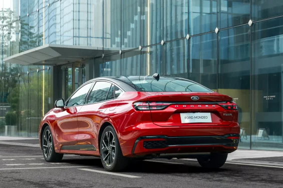 Ford Mondeo 2026 para mercado asiatico