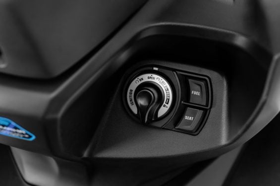 Yamaha Aerox 160 (9)
