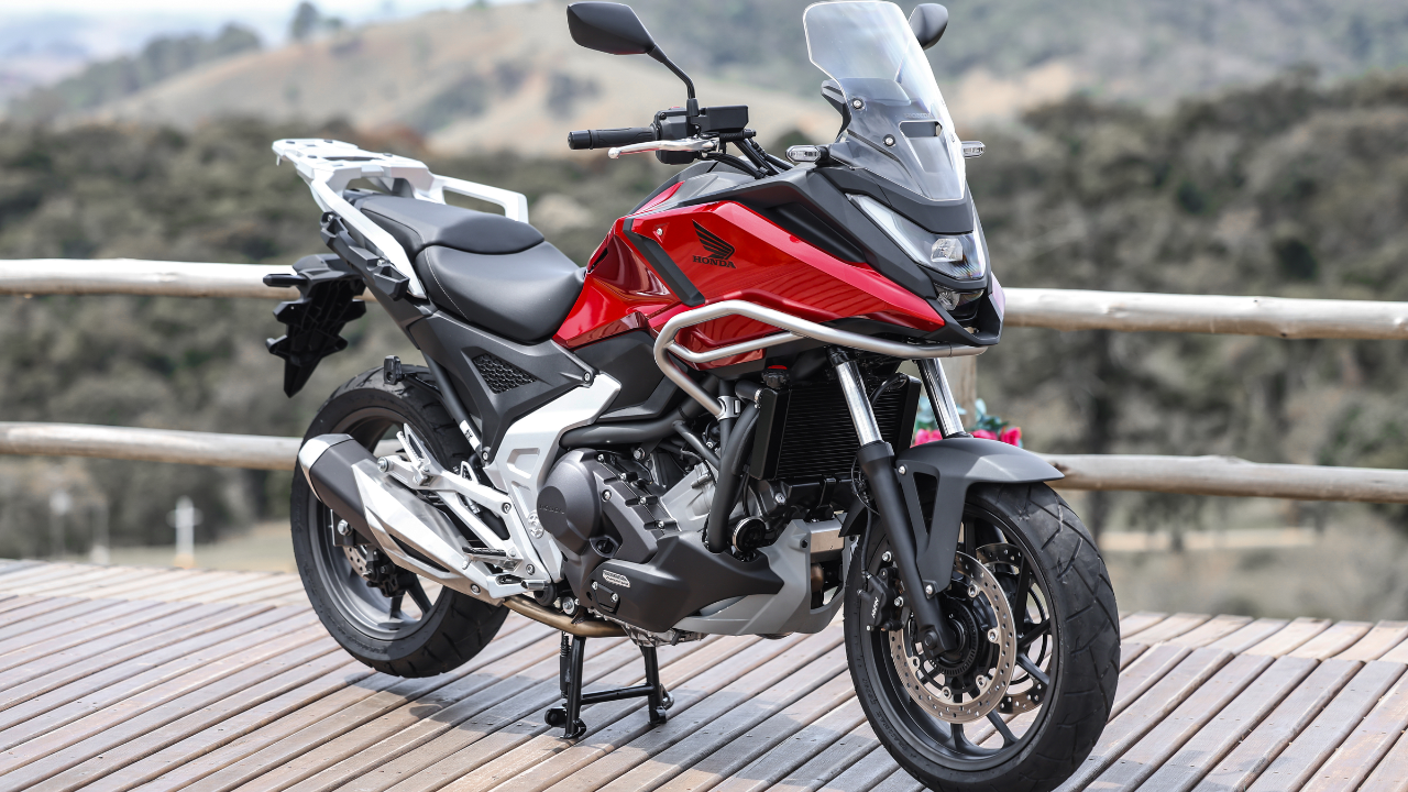 Honda NC 750X 2026: mais tecnologia e melhorias de pilotagem