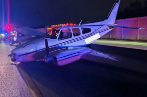 florida plane crash freeway 003 (1)