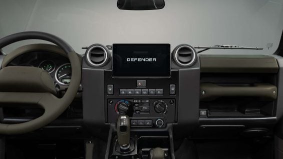 Land Rover Clássico com pintura do Octa 10