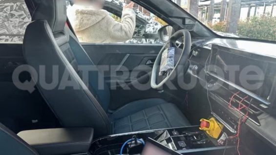 Novo Fiat Fastback flagrado na Itália 5