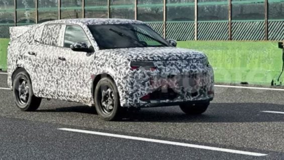 Novo Fiat Fastback flagrado na Itália