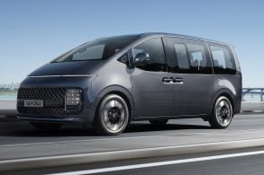 hyundai staria hev