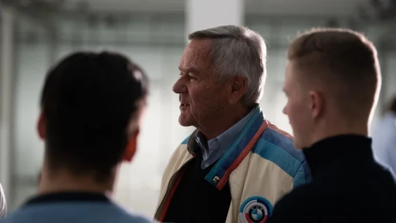 Bob Lutz ex vice presidente da bmw