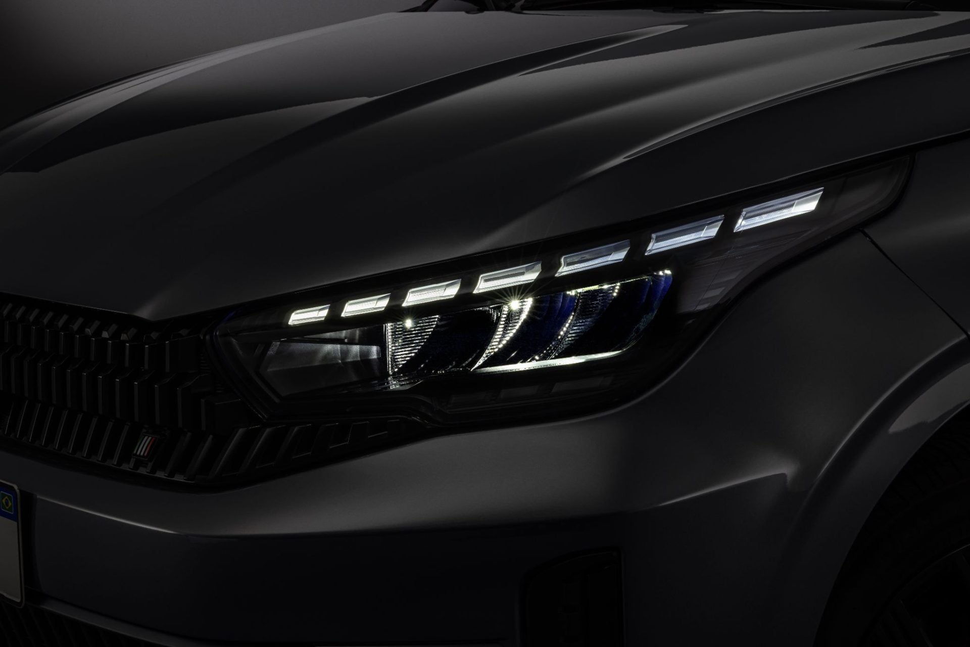 fiat cronos drive s design 2026 farol full led