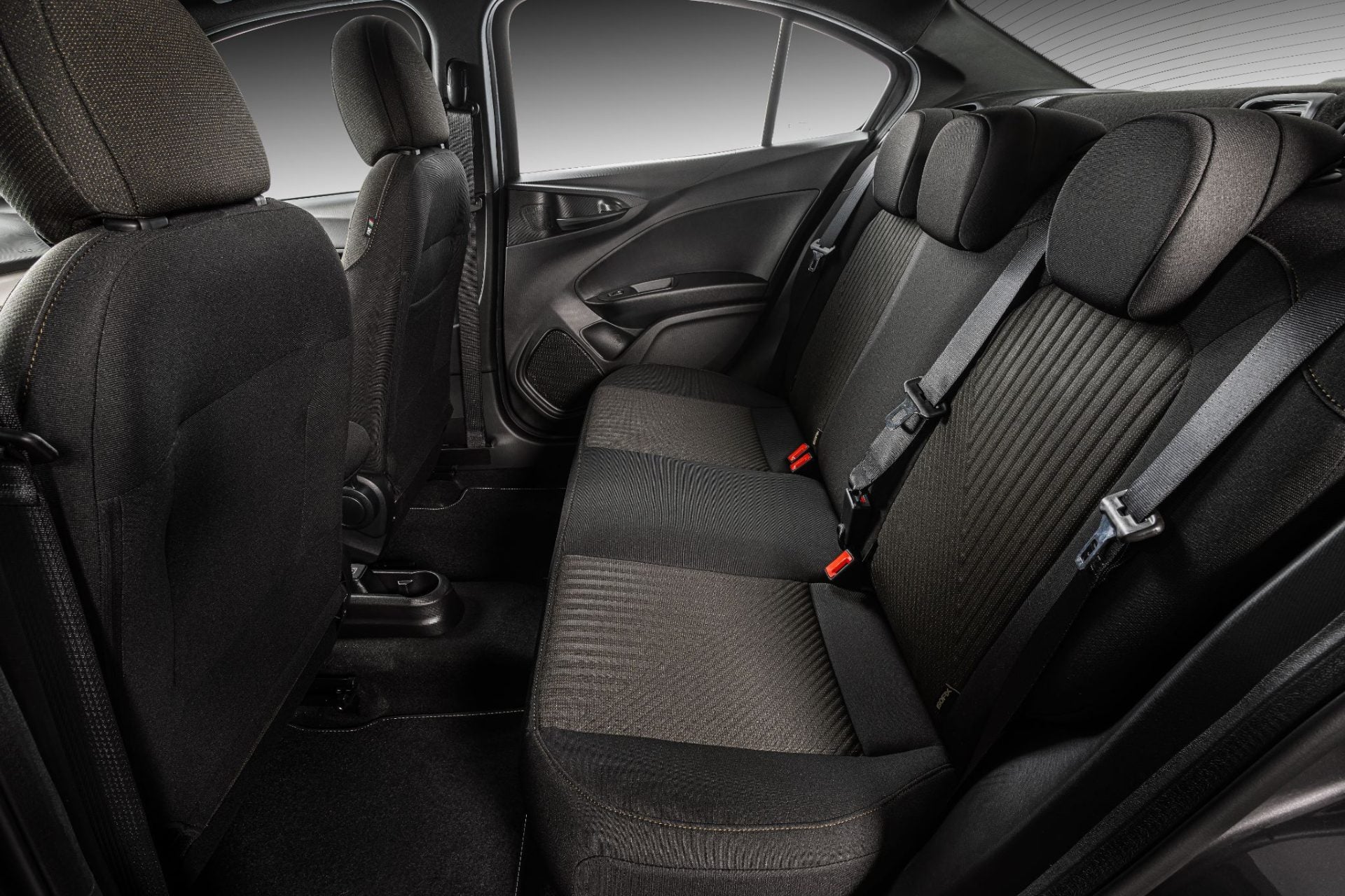 fiat cronos drive s design 2026 interior banco traseiro