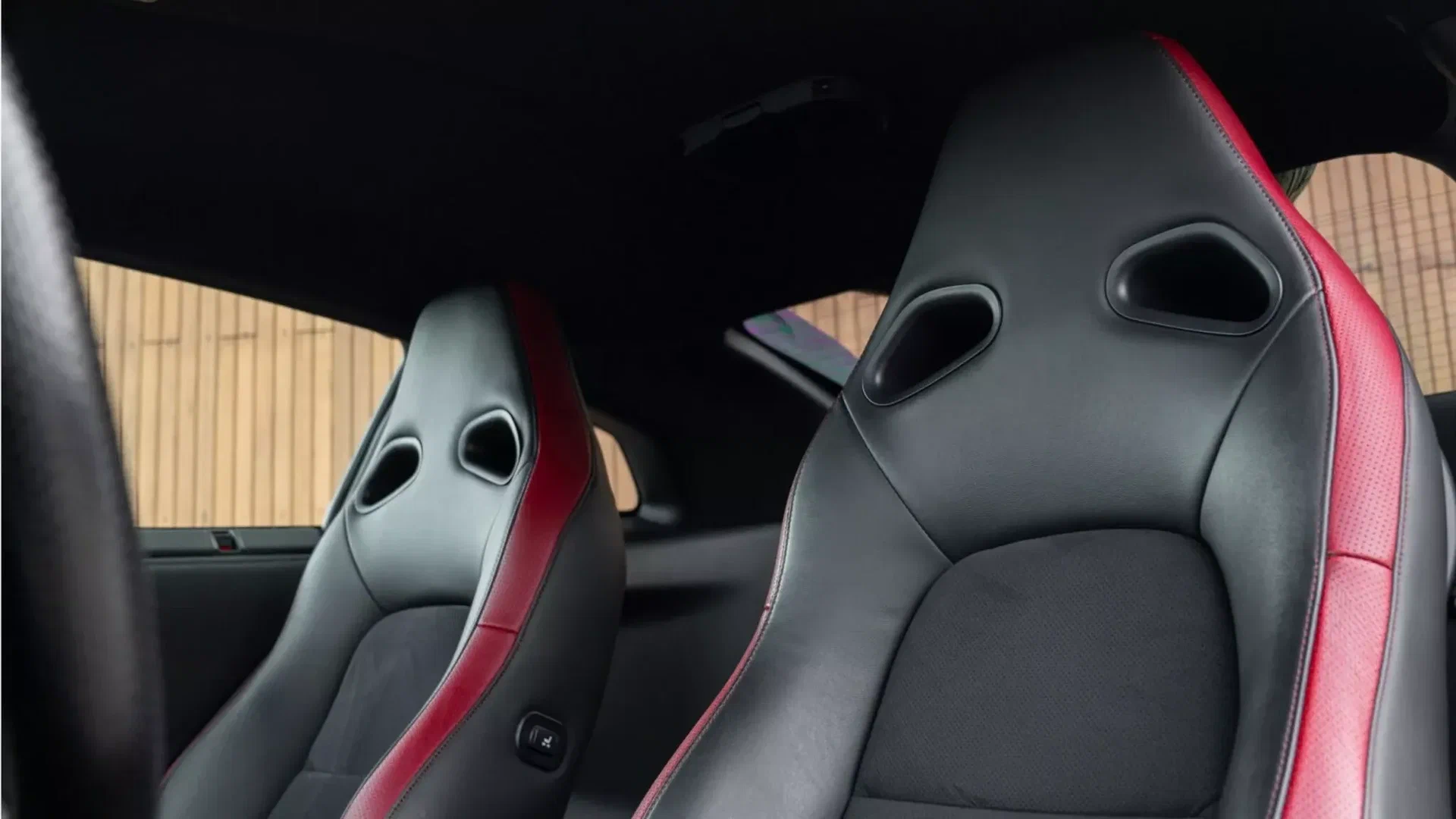 Nissan GT R de 2010 Prins 8