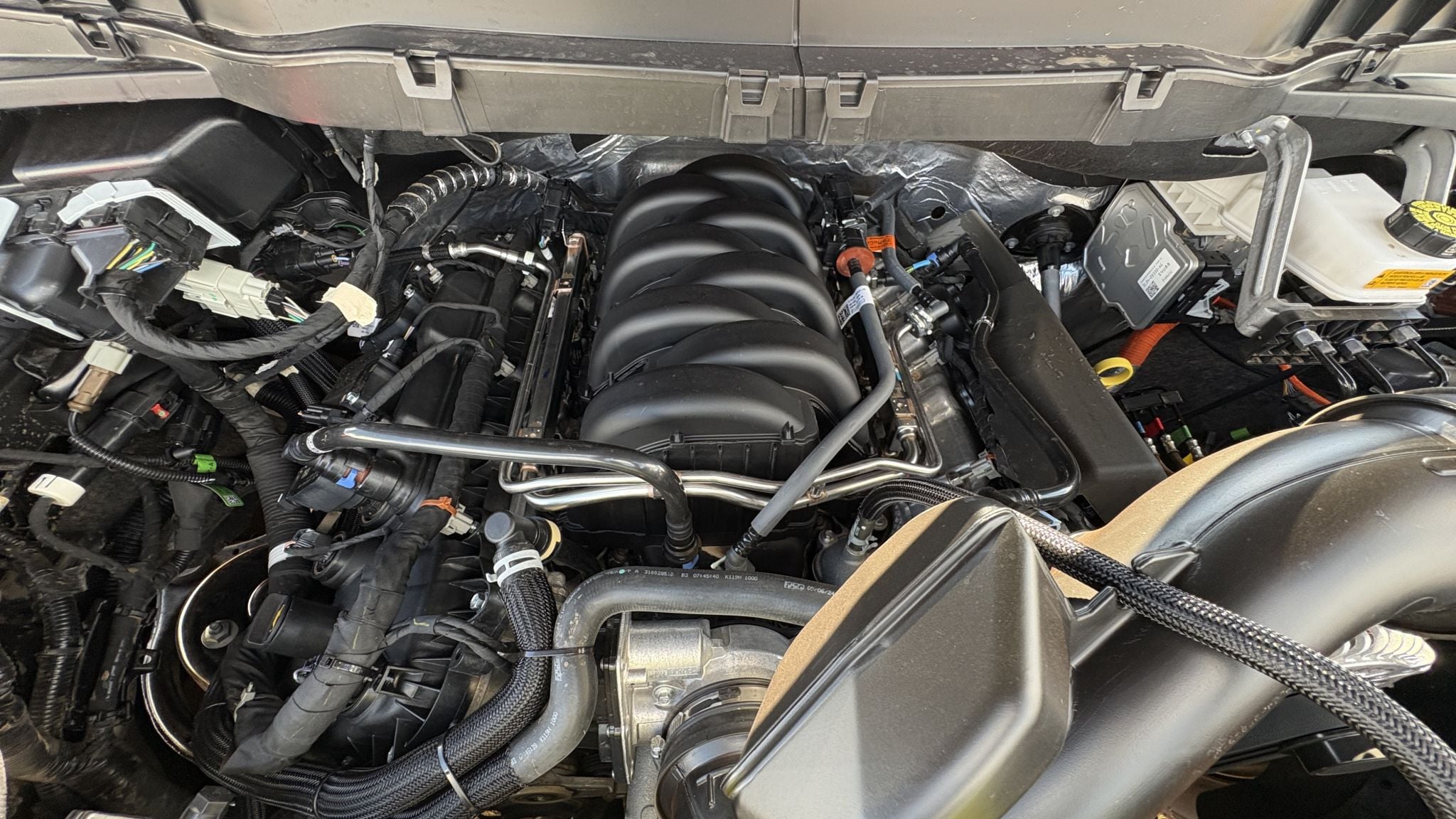 FORDE F 150 TREMOR 2026 FRENTE LATERAL TRASEIRA INTERIOR MOTOR (5)