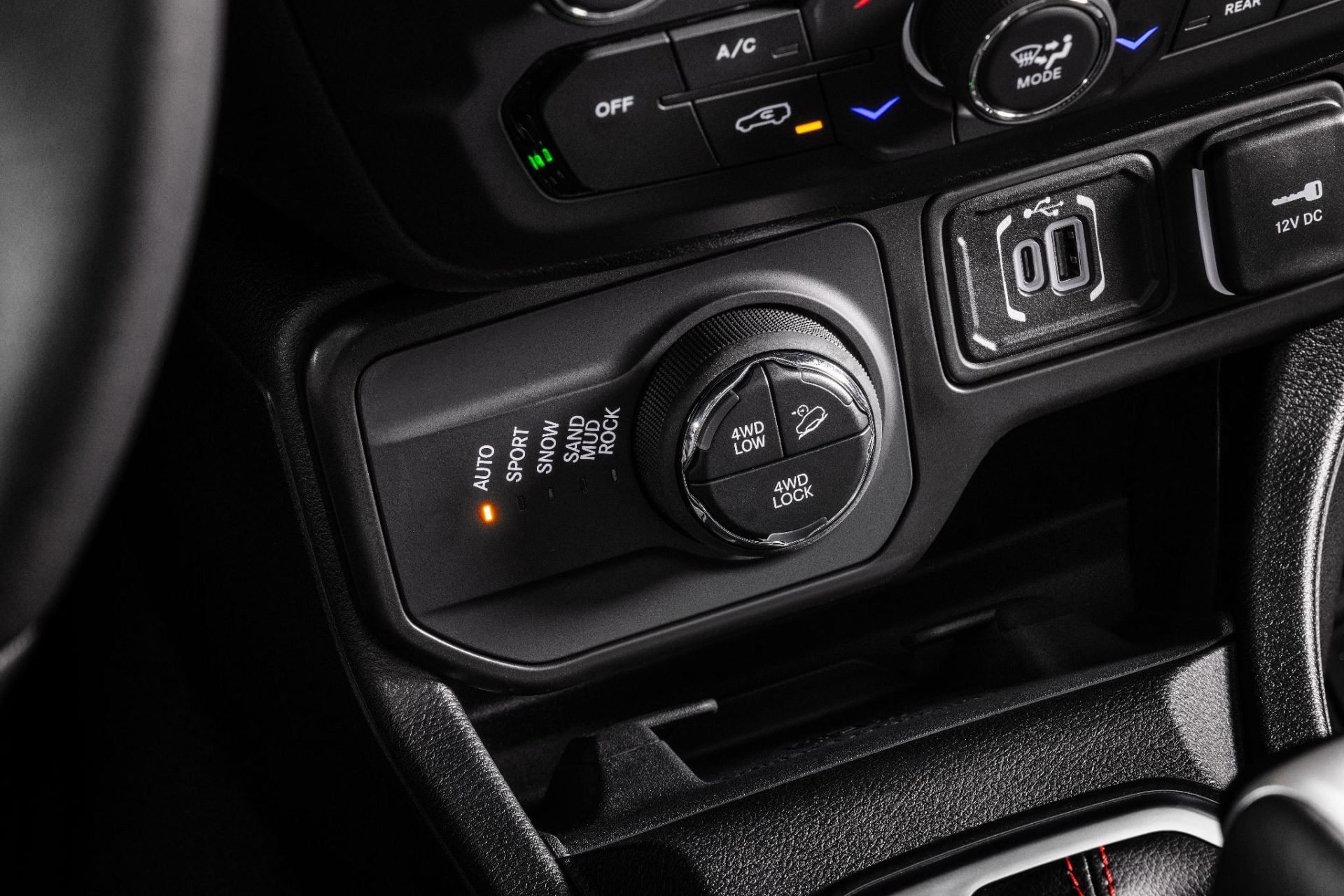 jeep renegade willys t270 4x4 interior seletor de terreno