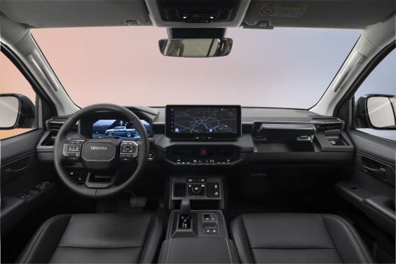 2026 TOYOTA Hilux BEV INT 02 scaled