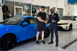 John Cena via Facebook agradecendo sua mais nova aquisição honda